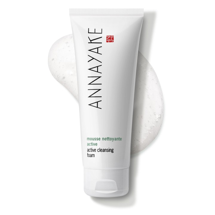 Active cleansing foam